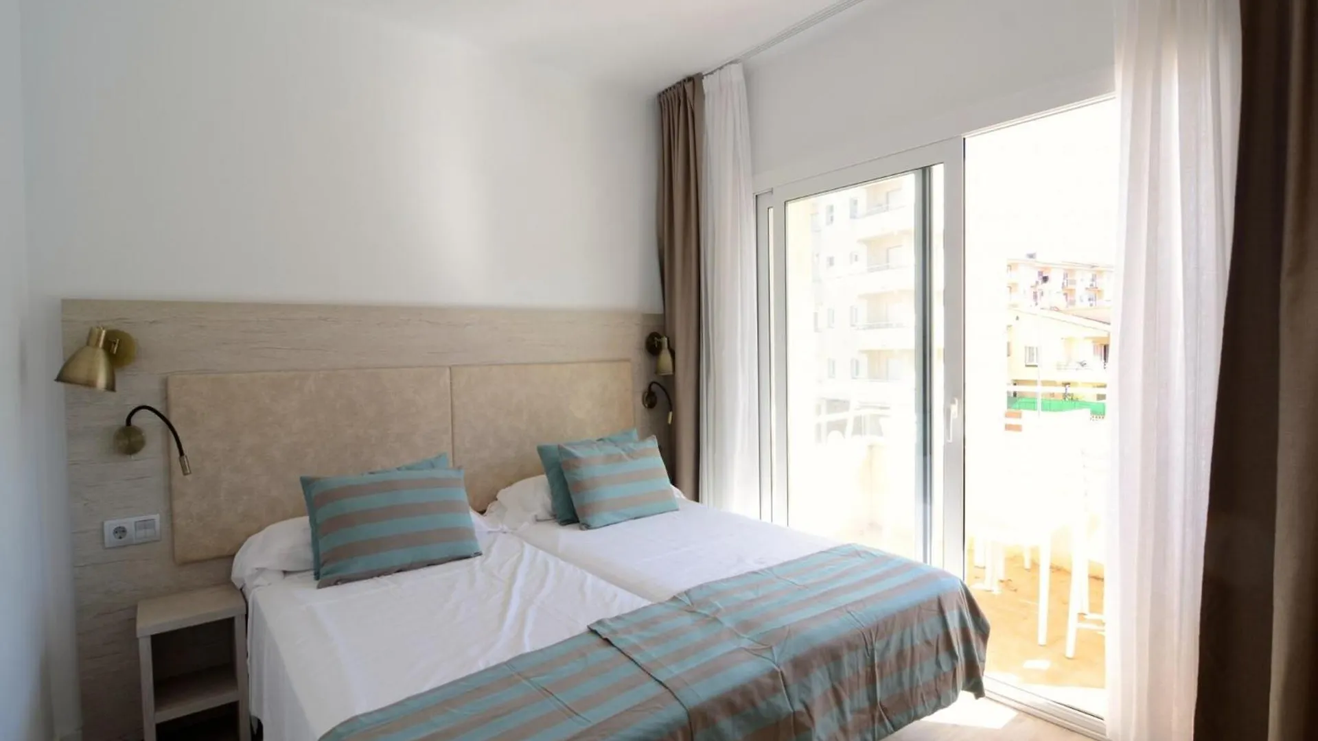 Apartamento Con Piscina Festastar 209 L'Estartit 0*,  Spain